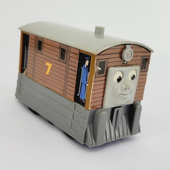 Thomas & Friends Vintage 1992 TOBY Train Engine - Picture 1 of 9